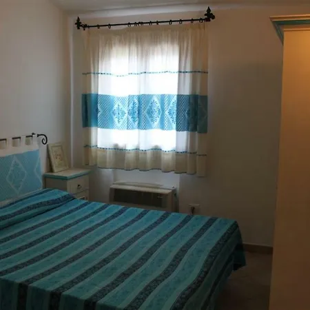 Casa Vacanze -residence S'abba Lughente- Con Piscina Hébergement de vacances *